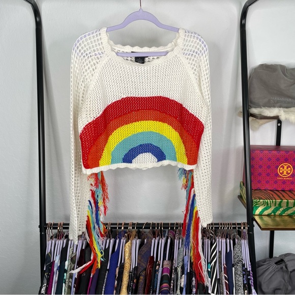 Runway 7 Knit Cropped Fringe Sweater Top - Picture 2 of 8